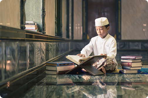 Kid reciting Quran